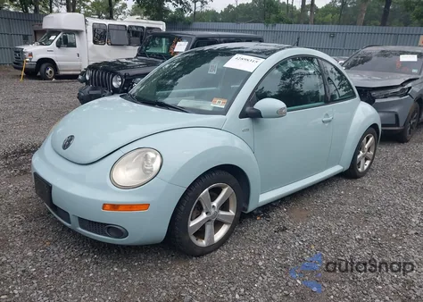 2010 Volkswagen New Beetle 2.5L Final Edition из США, поврежденный, VIN 3VWPG3AGXAM036300